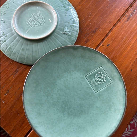 Pfaltzgraf 8.25” salad plates like new - Picture 2 of 4